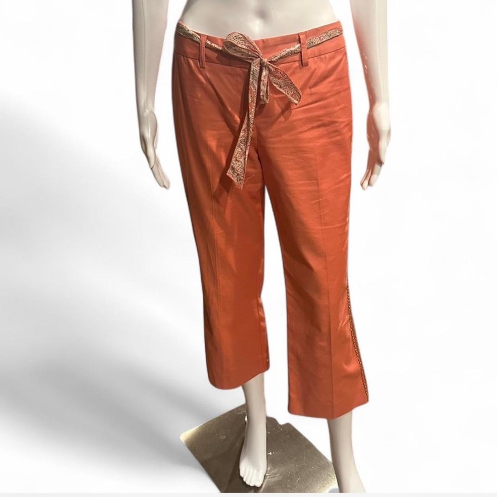 Stylish coral capris